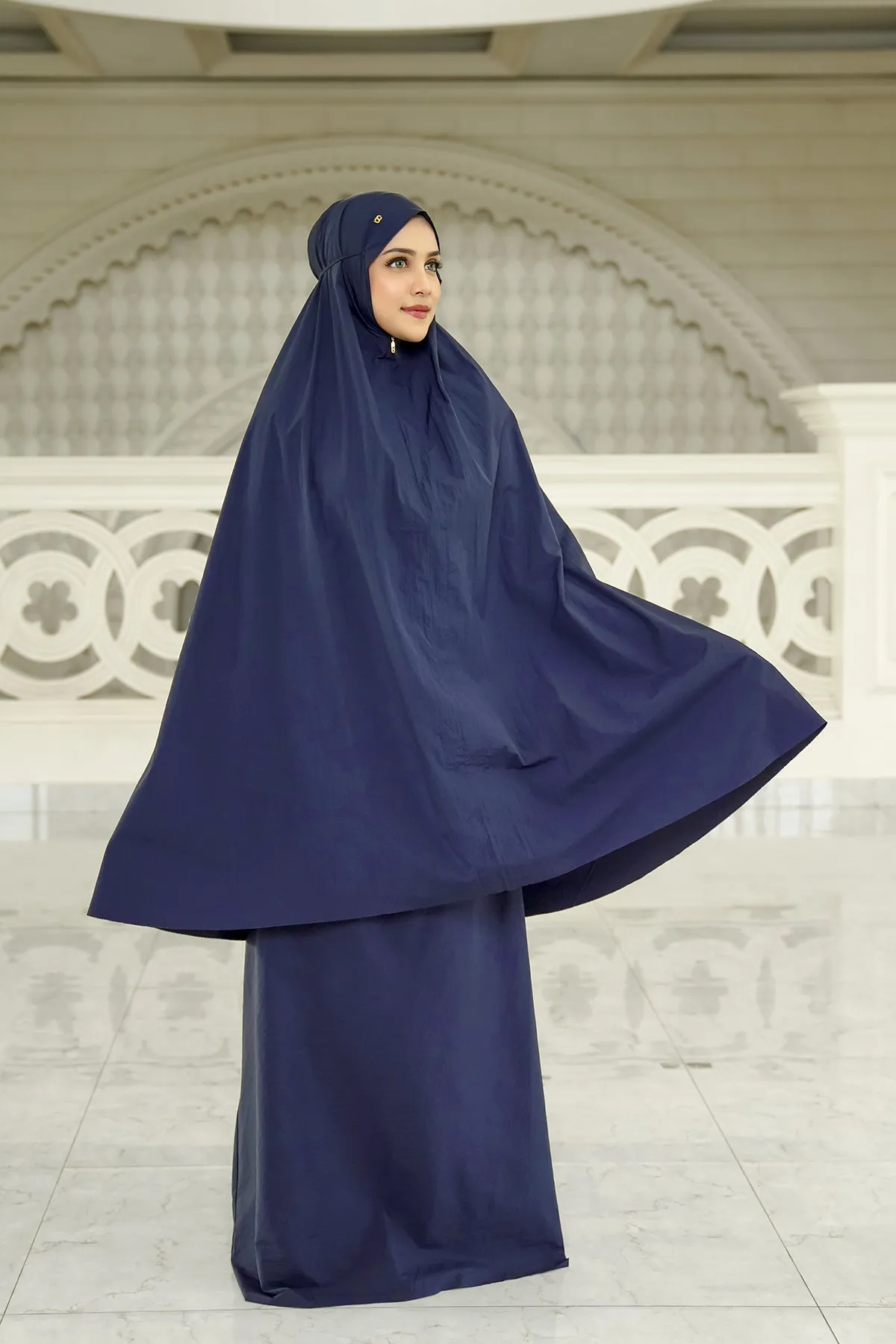 Capsule Prayer Robe - Navy
