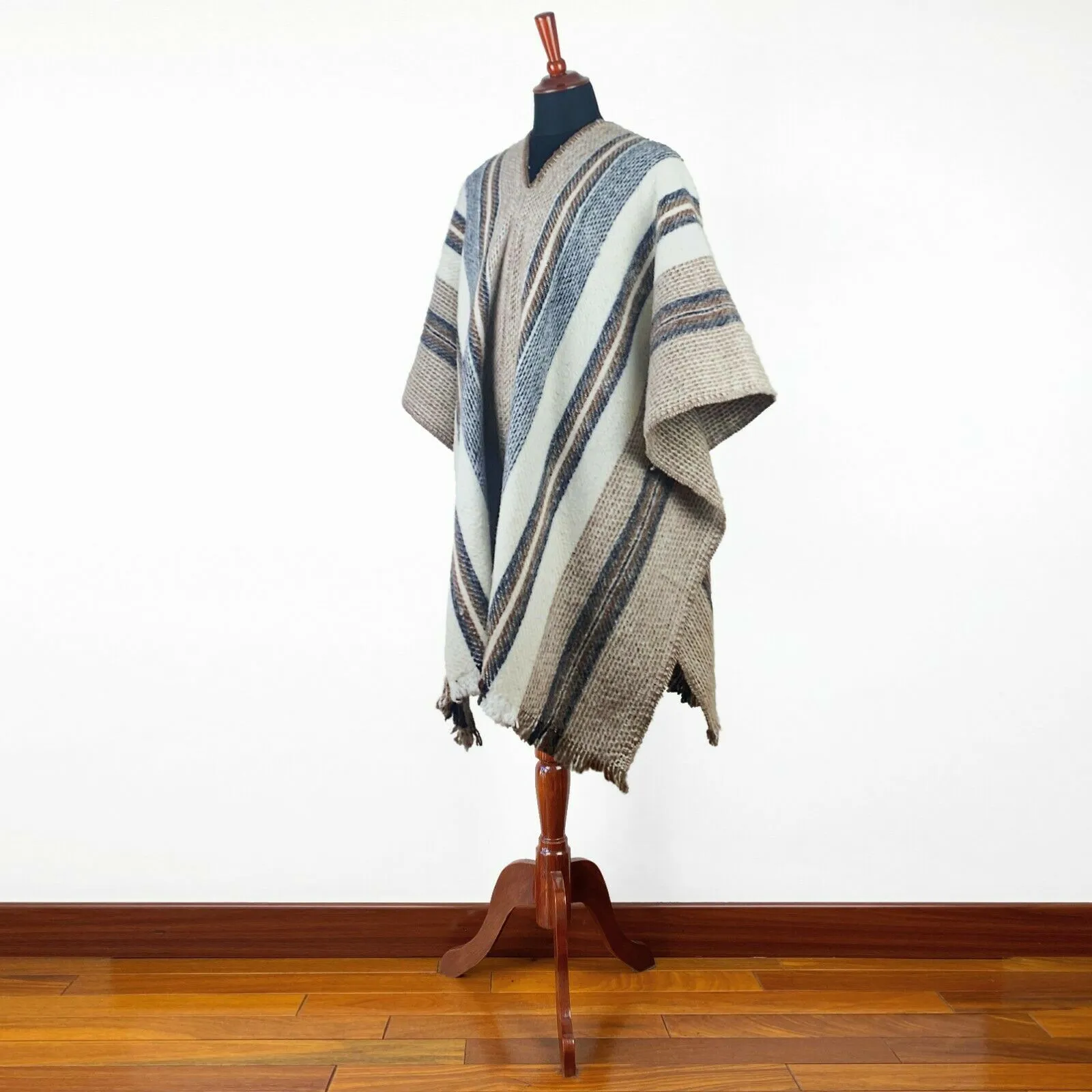 Llama Wool Unisex South American Handwoven Serape Poncho - M-XXL - striped pattern