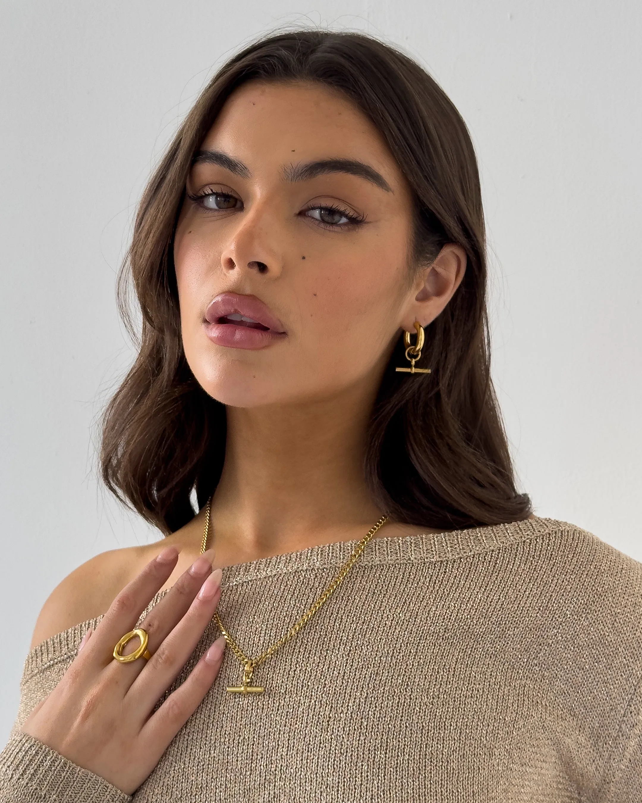 T-BAR NECKLACE GOLD