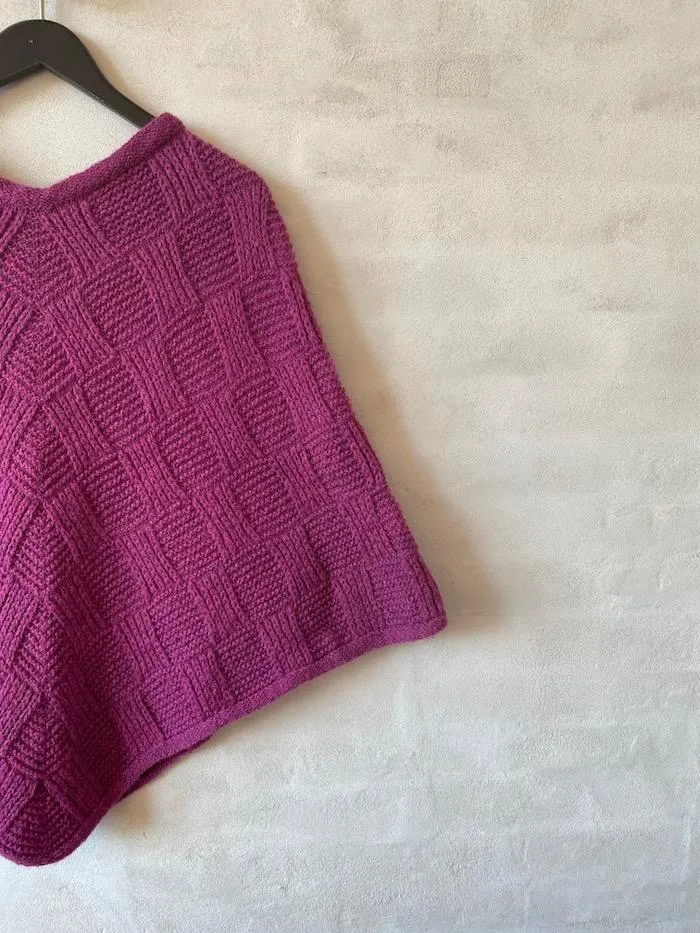 Viva poncho by Hanne Falkenberg, No 20 Knitting kit
