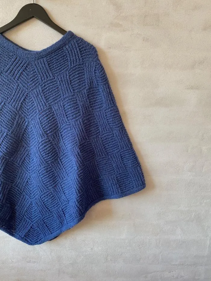 Viva poncho by Hanne Falkenberg, No 20 Knitting kit